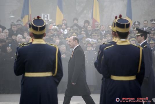 Traian Basescu-1 decembrie 2008