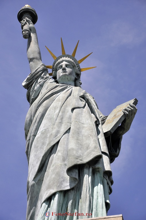 Statue of Liberty paris