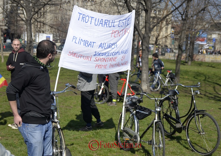 protestul biciclistilor bucuresteni