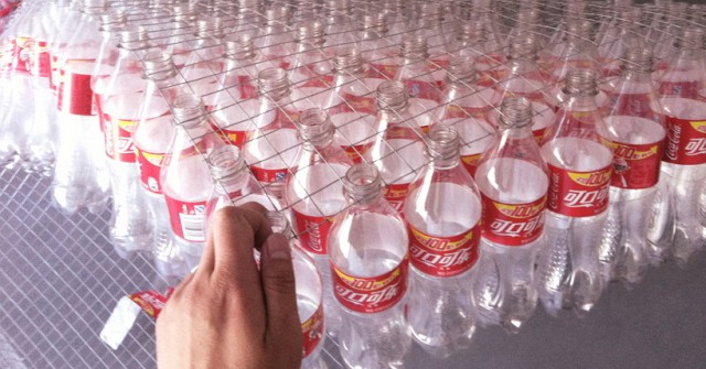 sticla plastic coca cola