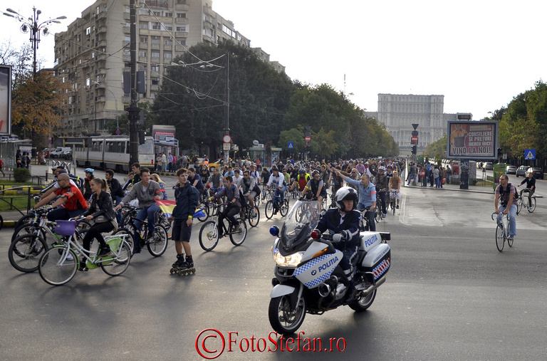 marsul de protest al biciclistilor