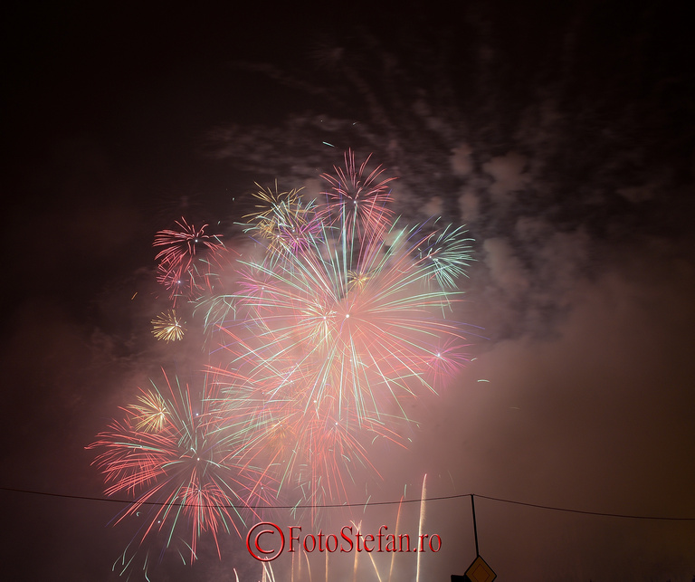 Focuri de artificii Revelion 2014 piata Constitutiei, Bucuresti