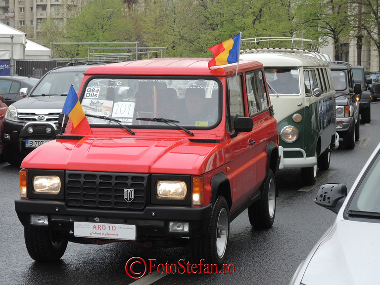Parada a vehiculelor istorice la SAM 2014