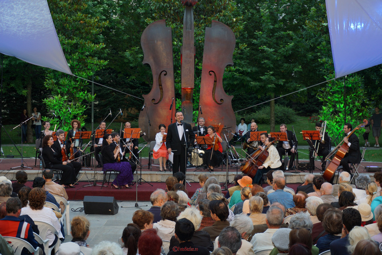 Orchestra Sinfonia Bucureşti parcul coltea