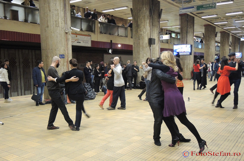 tango peron metrou unirii 1