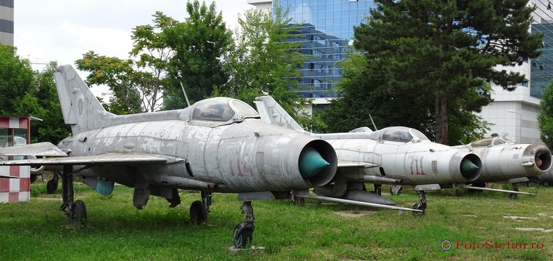 avioane muzeul aviatiei