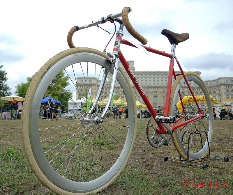 bicicleta bikefest bucuresti parcul izvor
