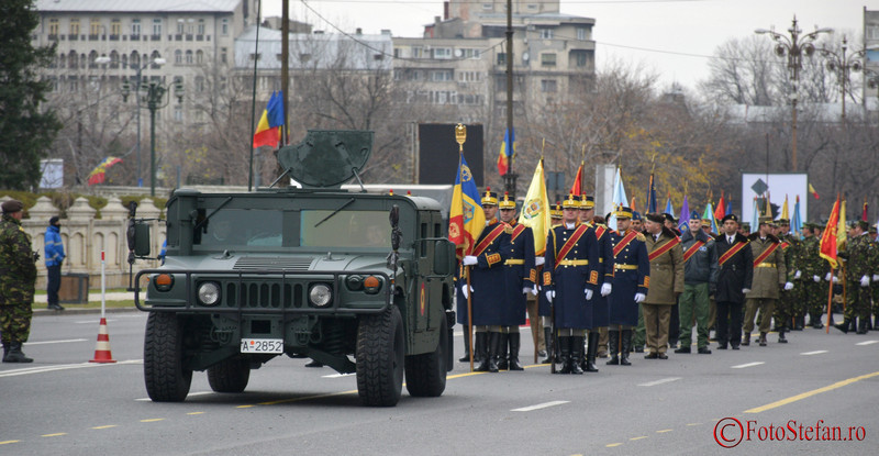 foto video repetitie generala in piata Constitutie pentru parada militara de Ziua Nationala a Romaniei