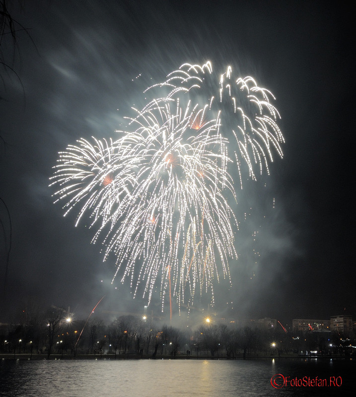 poze artificii revelion 2016 parcul titan ior bucuresti