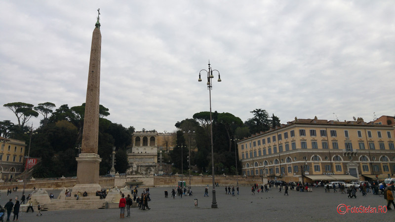 poza Piazza del Popolo roma italia iarna decembrie