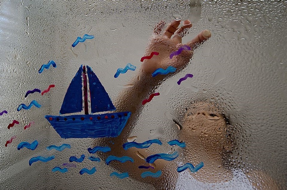 poza copil desen barca fotograf turc Kenan TAŞPINAR