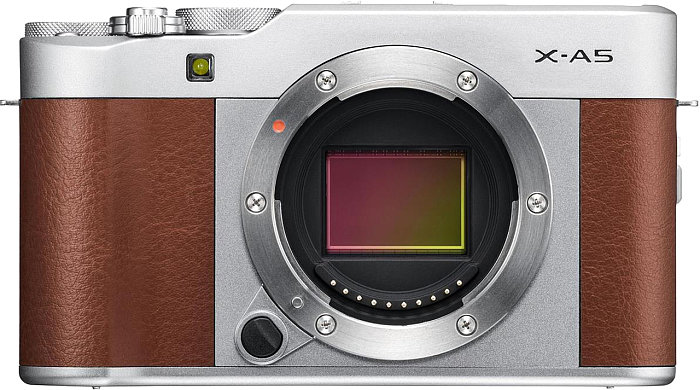 poza senzor mirrorless aparat fotografiat Fujifilm X-A5
