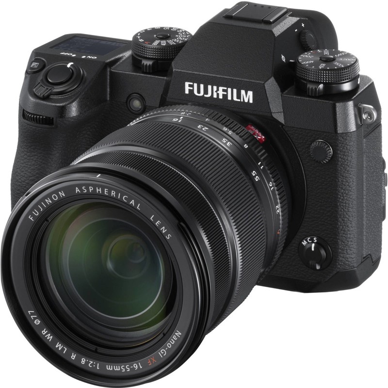 poza aparat foto mirrorless Fujifilm X-H1