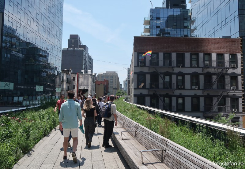poze turisti high line new york Hudson Yards america