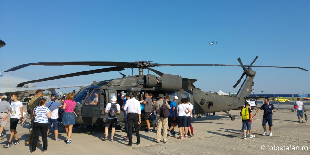 Bucharest International Air Show elicopter militar american balckwahk