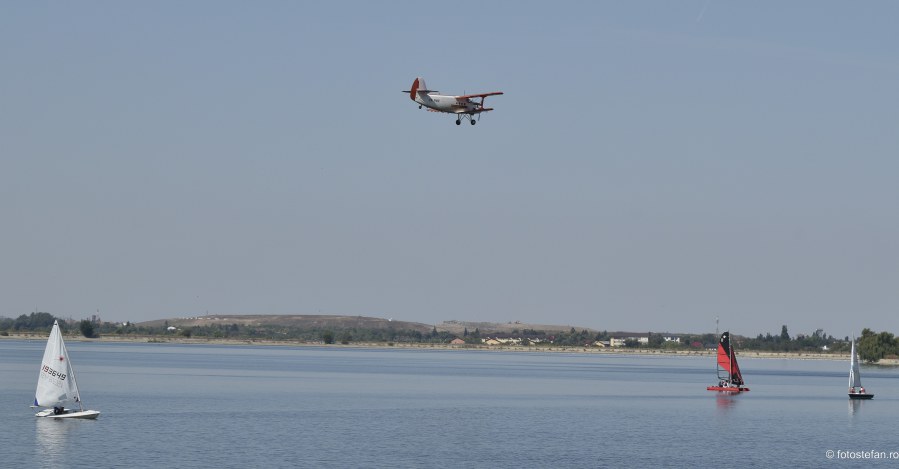 poze avion biplan Antonov An-2 Aeronautic Show 2019 lacul morii