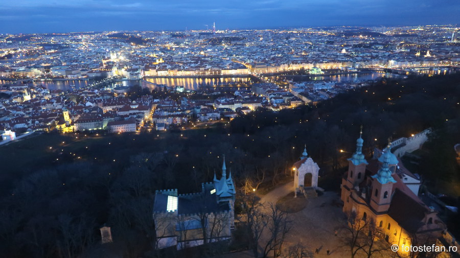 Praga vazuta de sus seara poze city break decembrie