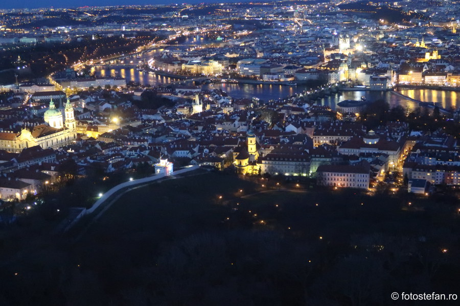 Praga vazuta de sus fotografii perspectiva seara