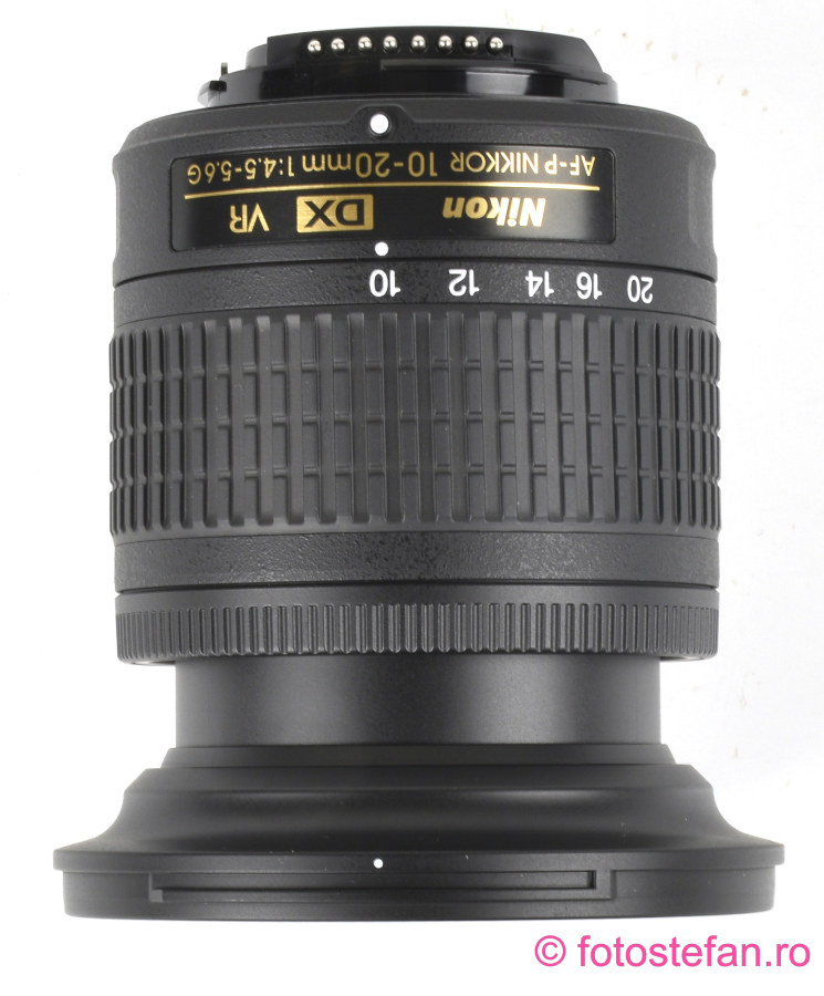 poza obiectiv zoom AF-P DX NIKKOR 10-20mm f/4.5-5.6G VR