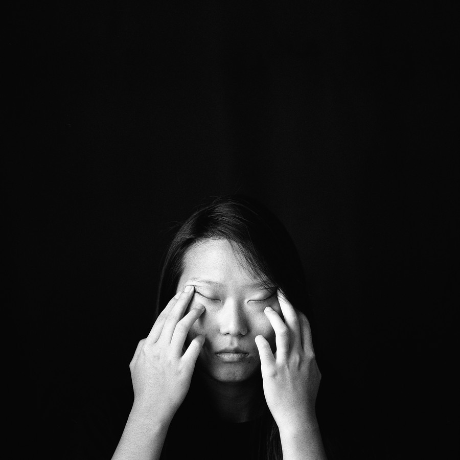 Kyeong Jun Yang portret alb negru chinezoaica  Julie Chen