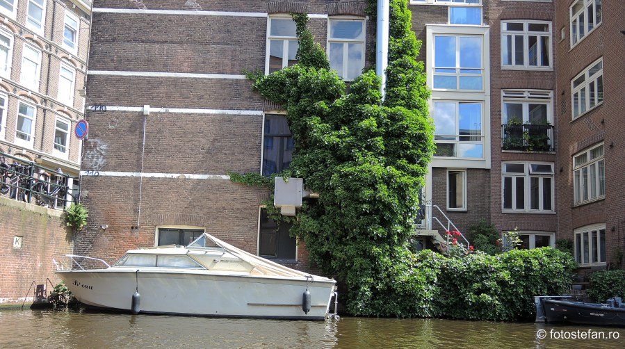 fotografie barca canal amsterdam olanda