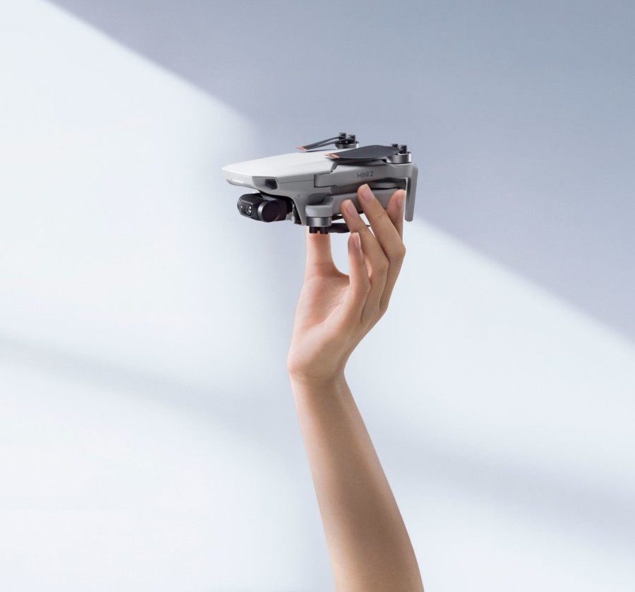 drona mica compacta usoara performanta