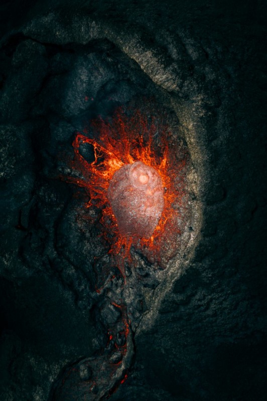 poza drona vulcan eruptie fotografie aeriana
