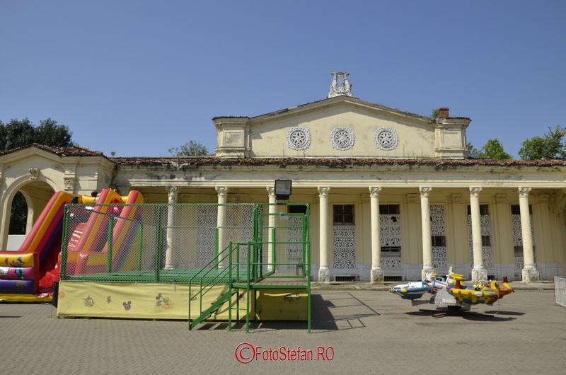 teatrul de vara parc bazilescu