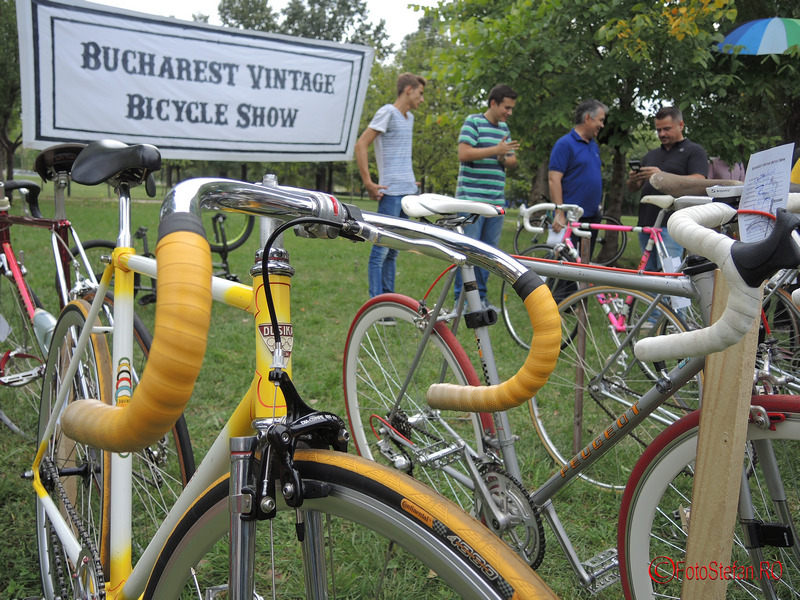 semicursiera Bucharest Vintage Bicycle Show