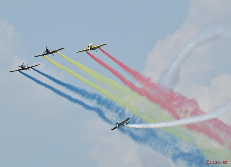 poze avioane tricolor Bucharest International Air Show 2016