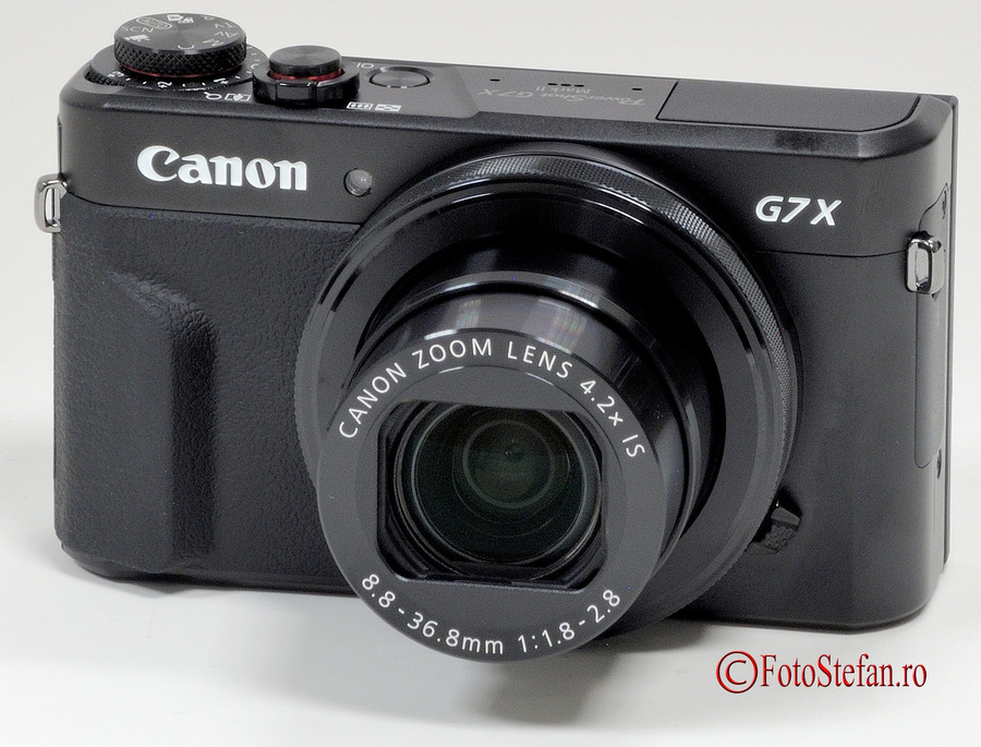 poza aparat foto compact performant Canon PowerShot G7 X Mark II