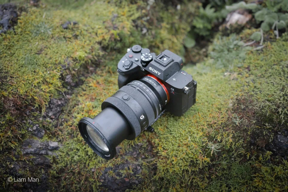 Sony FE 20-70m F4 G poza obiectiv aparat foto mirrorless