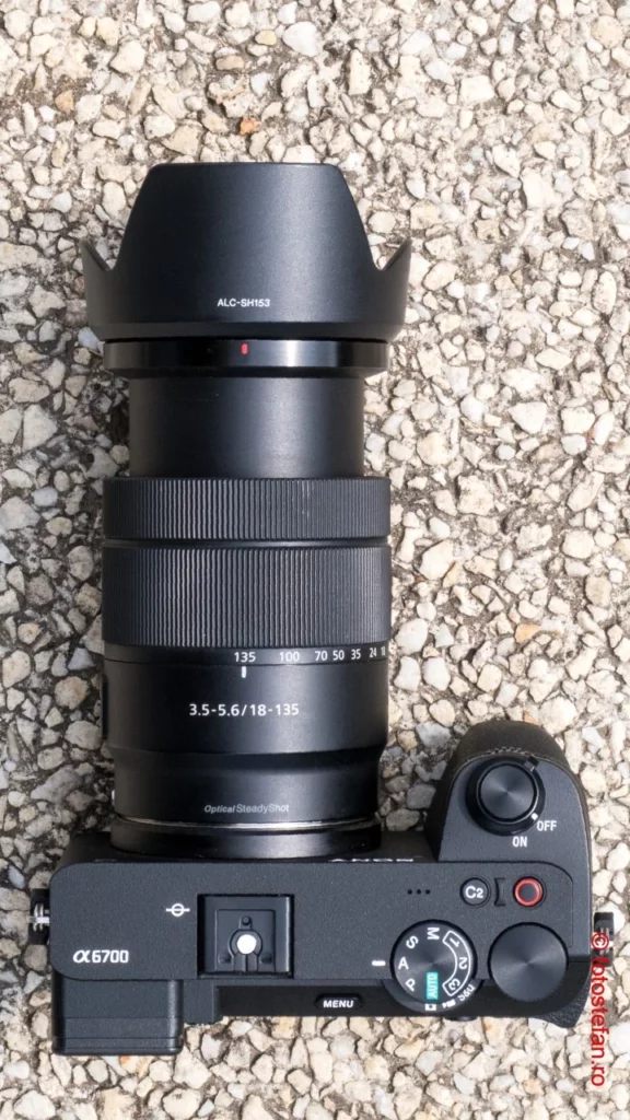 Sony 18-135mm F3.5-5.6 OSS pareri obiectiv zoom review