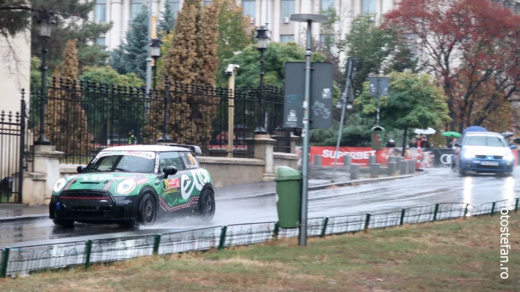 poza Campionatul National de Super Rally 2023 finala  Bucuresti Mini Cooper electric