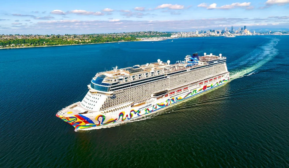 50% Reducere Croaziere Norwegian Cruise Line poza vapor 